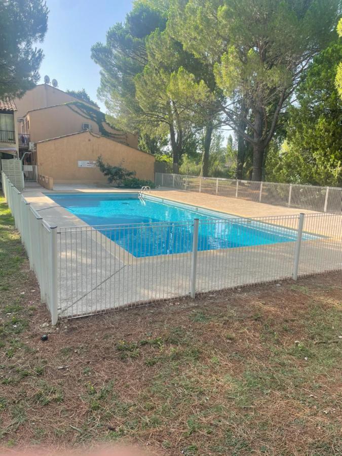 Appartement Les Hameaux Αρλ Εξωτερικό φωτογραφία