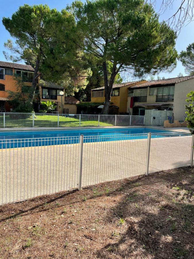 Appartement Les Hameaux Αρλ Εξωτερικό φωτογραφία